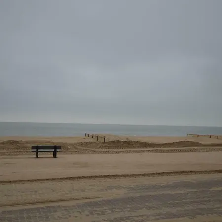 Studio Koksijde شقة